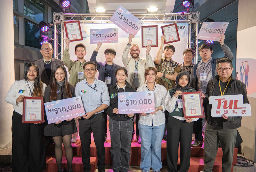 Screenshot 2025-12-19 at 12.37.29 AM